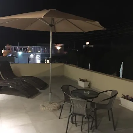 Sea & Sun Villa 3*