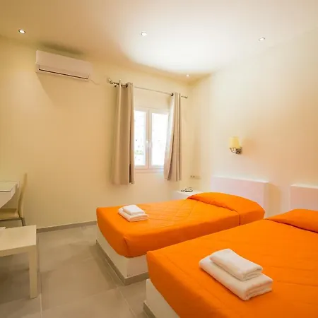 Hotel Sea & Sun Villa Kamari (Santorini)